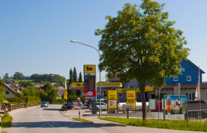 AGIP Tankstelle in Bruckberg - Foto © peppUP. de