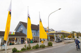 Hopf Bruckberg - eni Tankstelle! © Foto: peppUP